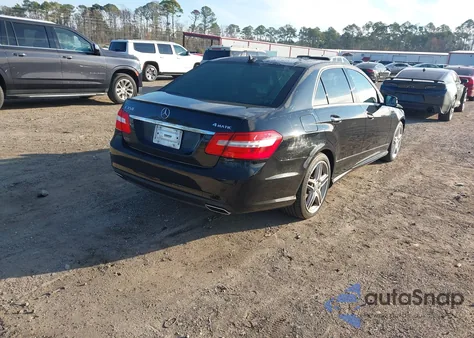 2013 Mercedes-Benz E 350 4Matic z USA, uszkodzony, nr VIN WDDHF8JB3DA749333